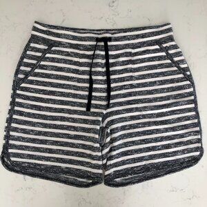 T by Talbots Cotton/Poly Blend 4 Pocket Striped Pull-On Shorts Black White Sz M